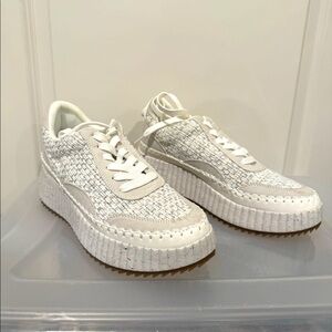 Universal Thread Womens Persephone Casual Fashion Sneakers White Size 8.5